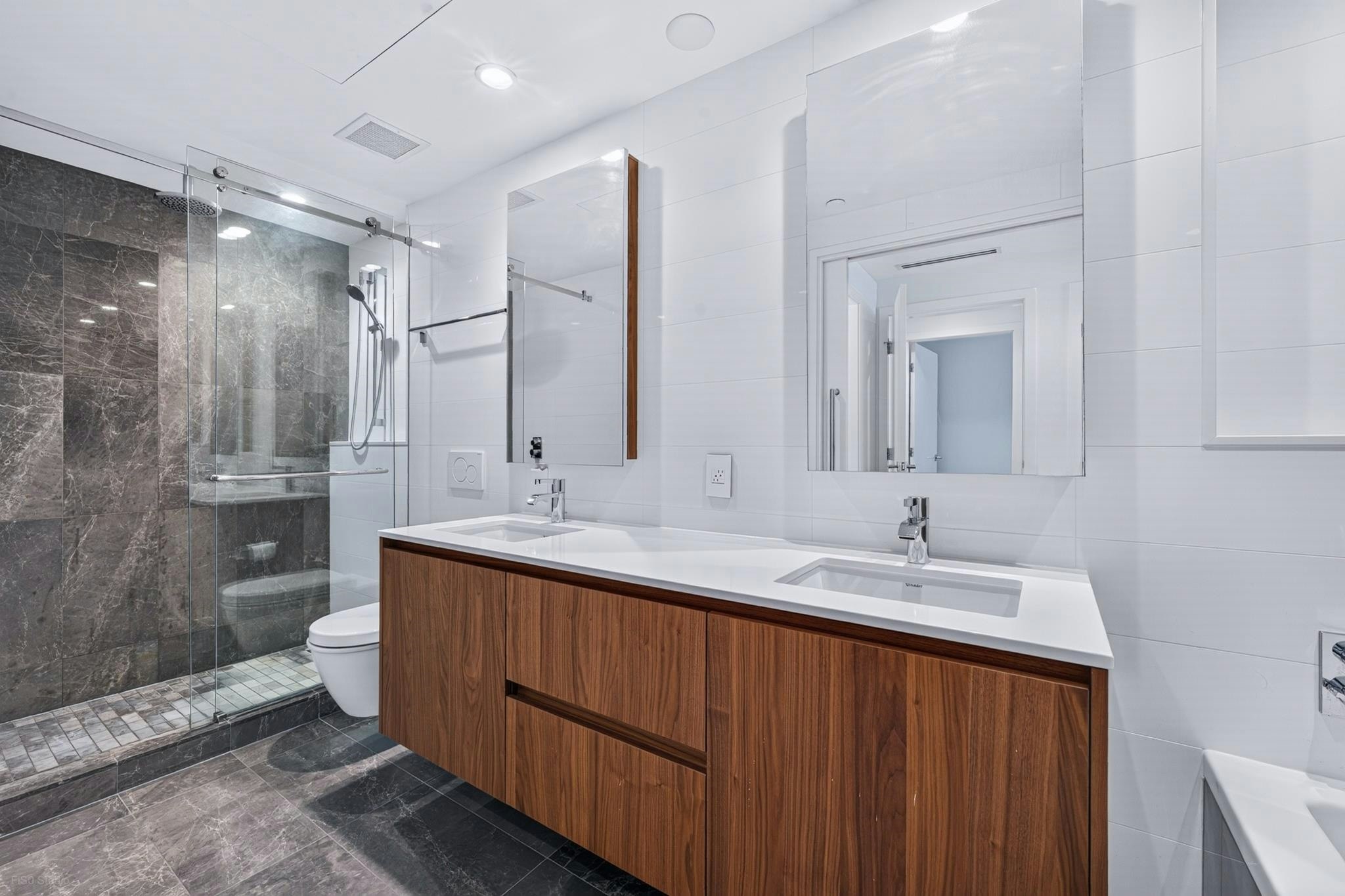 206-7428 Alberta Street, Vancouver, BC, V5X 0J5 - 24