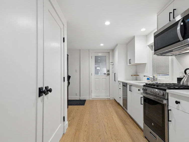 1791 E 7th Avenue, Vancouver, BC, V5N 1S1 - 28