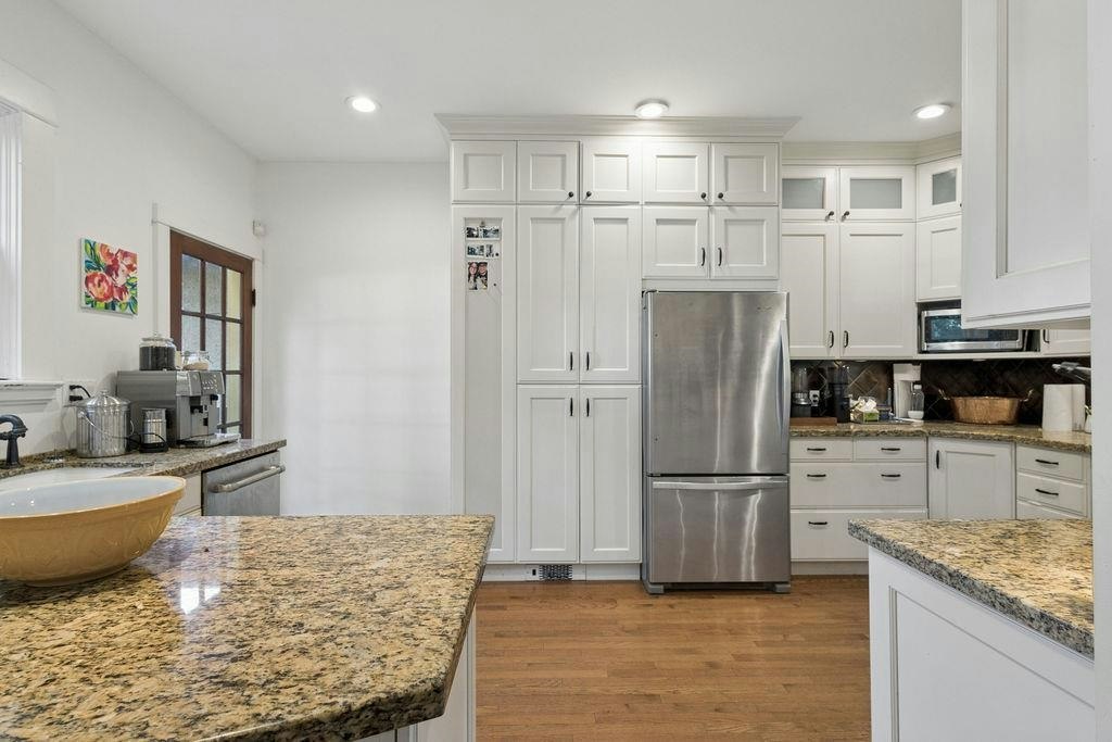 1791 E 7th Avenue, Vancouver, BC, V5N 1S1 - 12