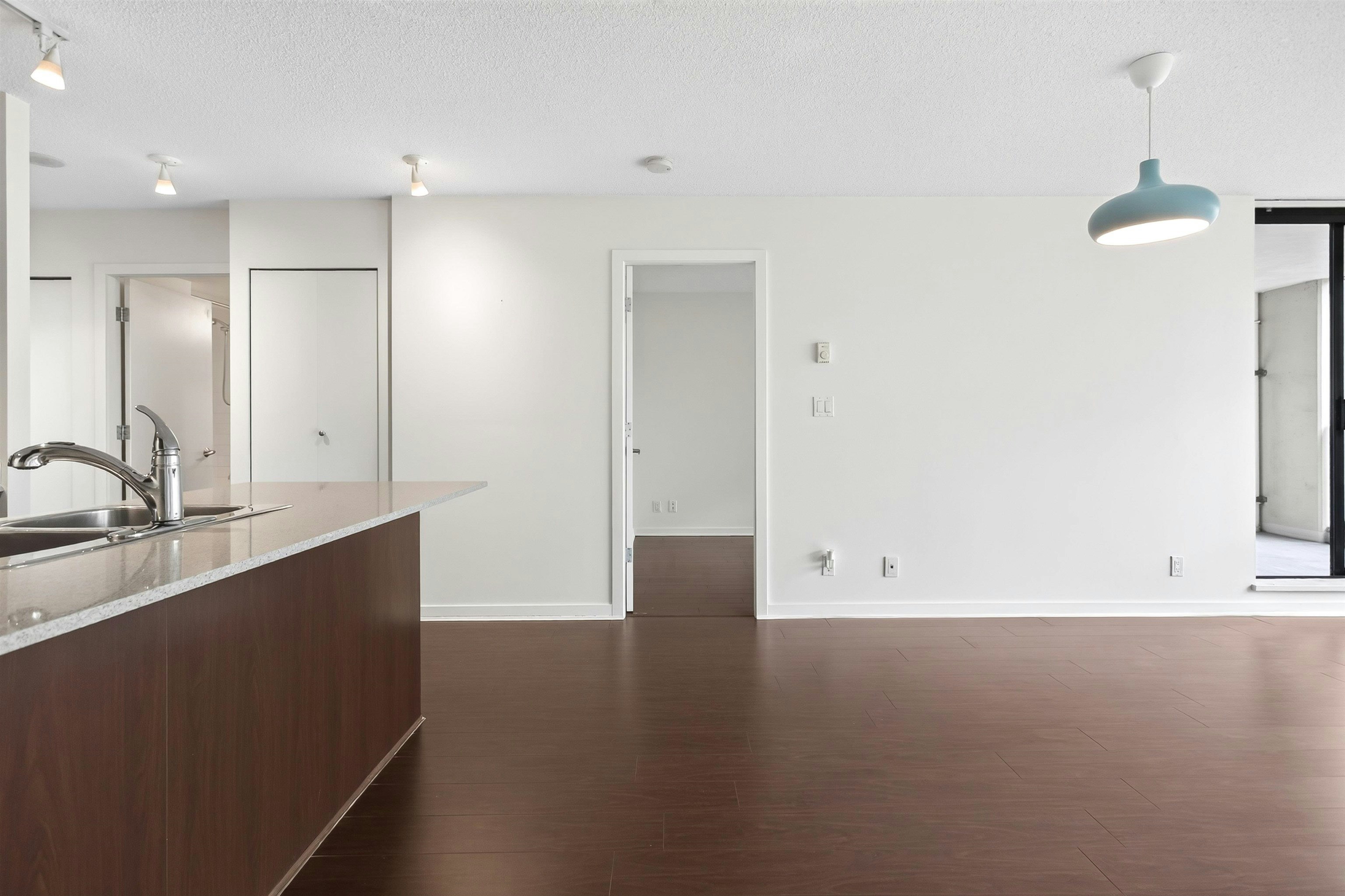 304-933 Hornby Street, Vancouver, BC, V6Z 3G4 - 17