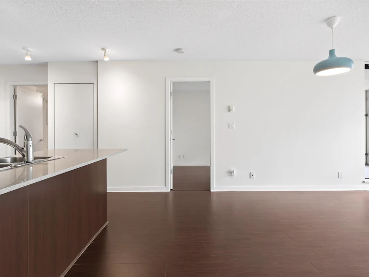 304-933 Hornby Street, Vancouver, BC, V6Z 3G4 - 17