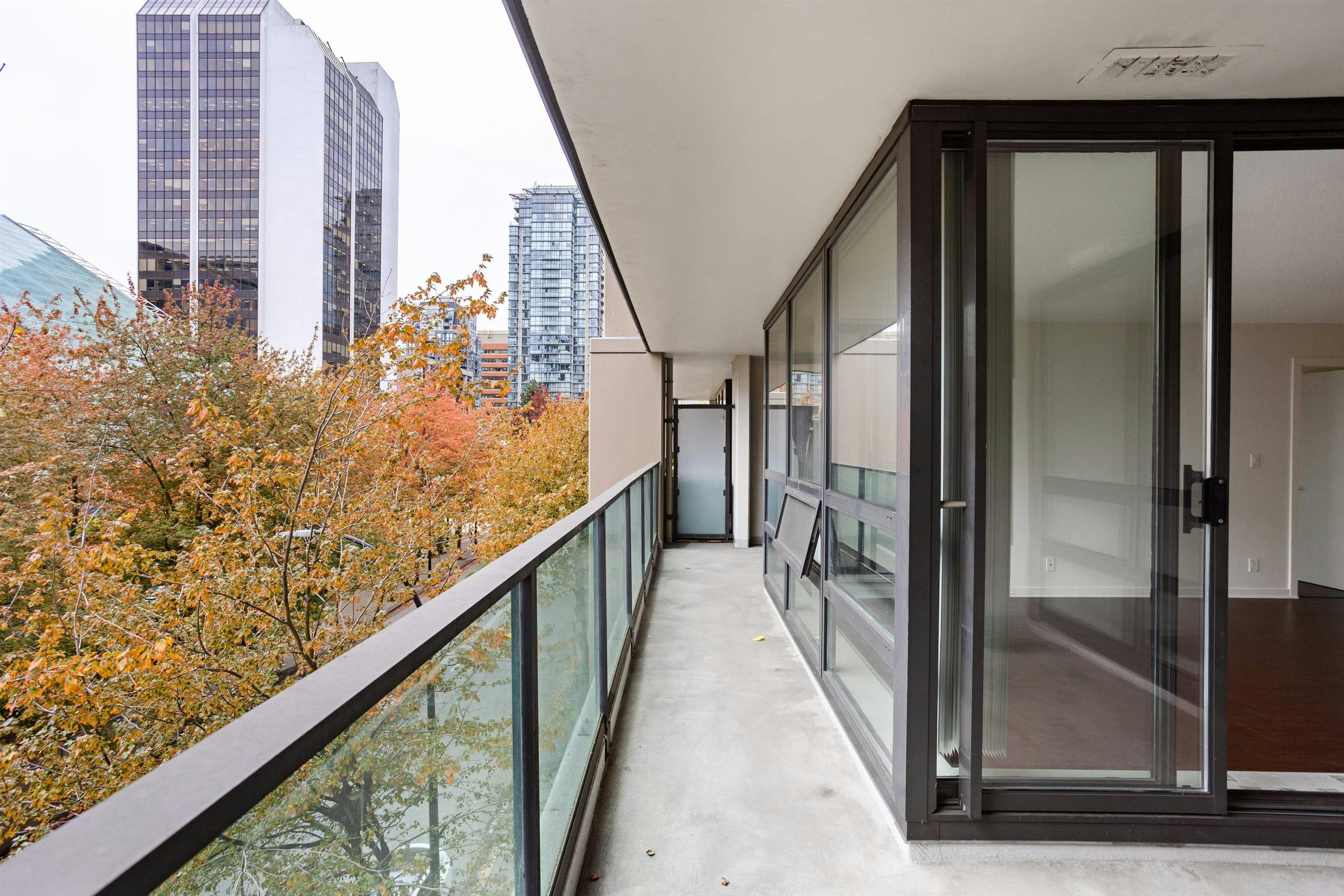 304-933 Hornby Street, Vancouver, BC, V6Z 3G4 - 29