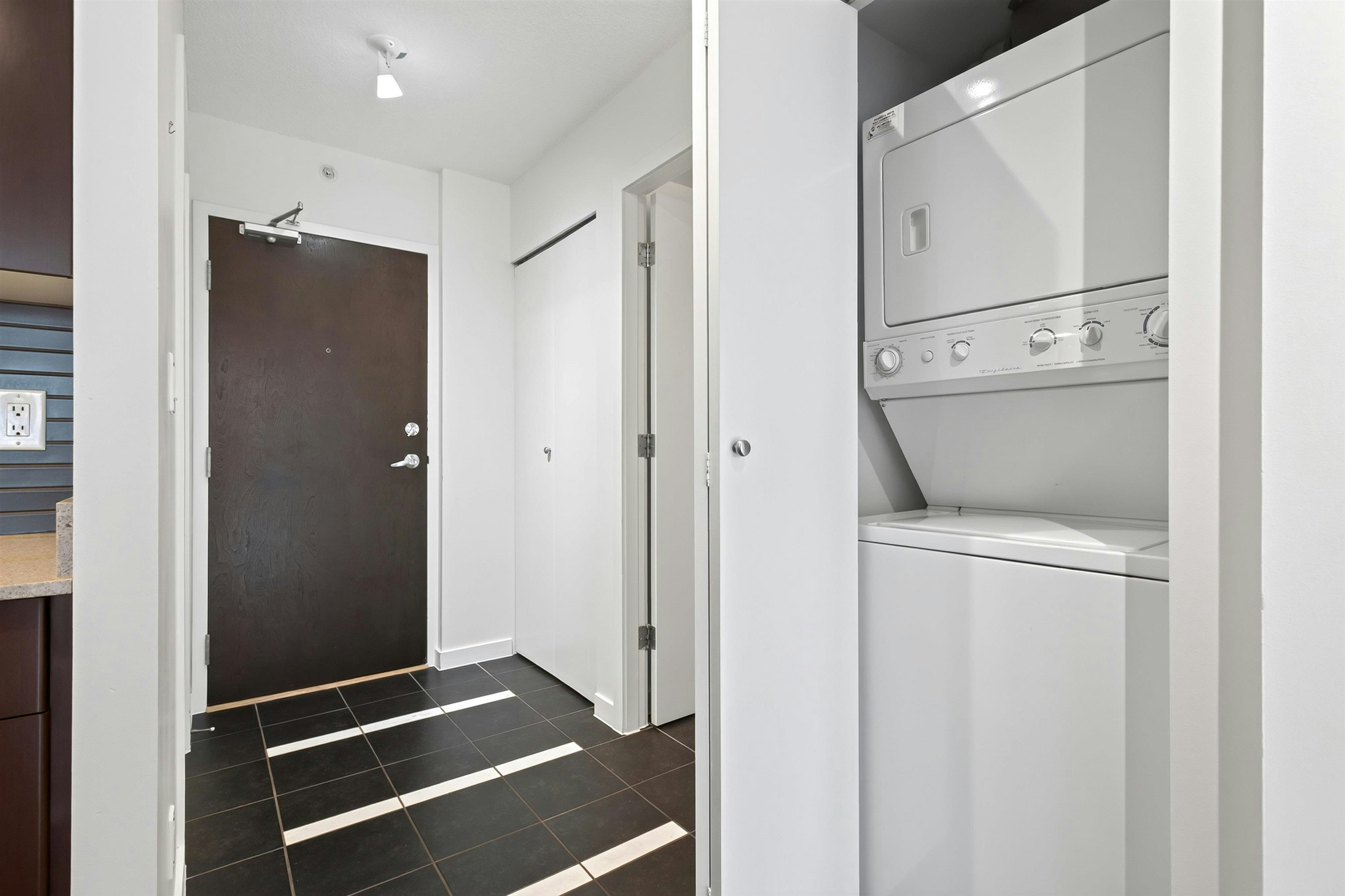 304-933 Hornby Street, Vancouver, BC, V6Z 3G4 - 34
