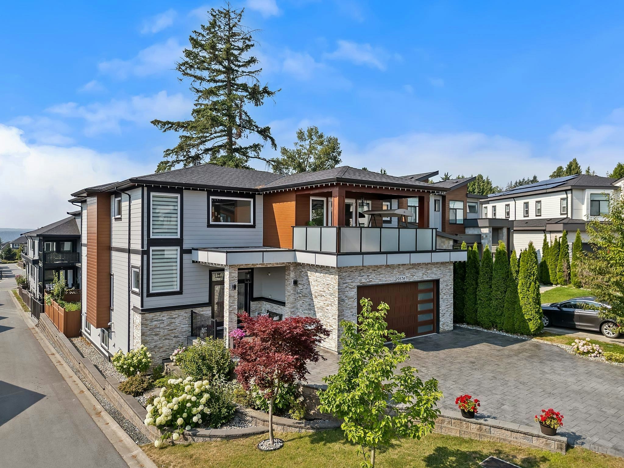 20574 71 Avenue, Langley, BC, V2Y 3J9 - 3