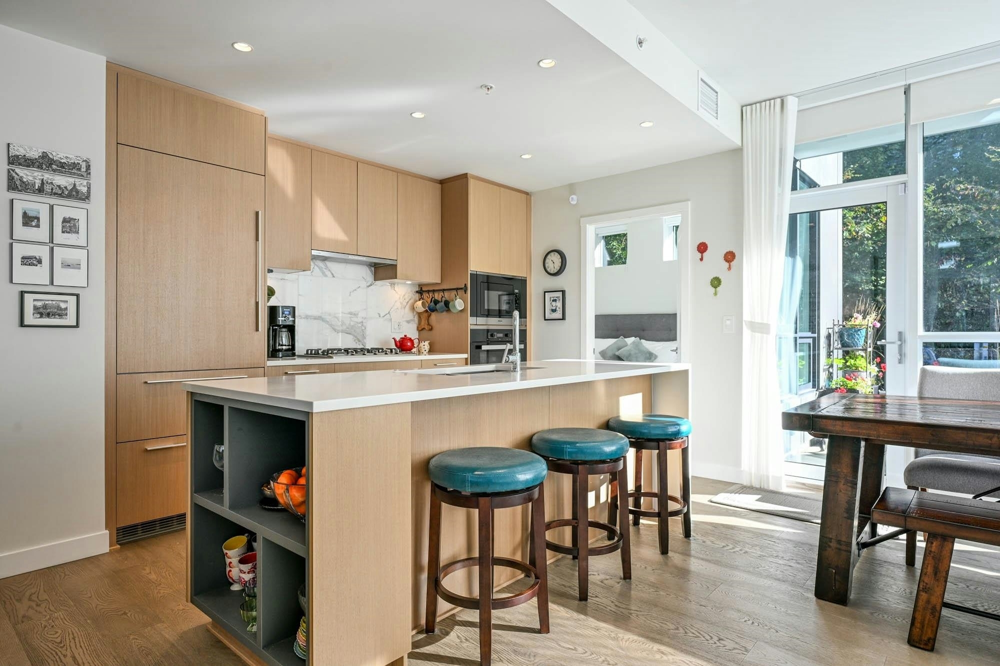 106-5608 Berton Avenue - 4