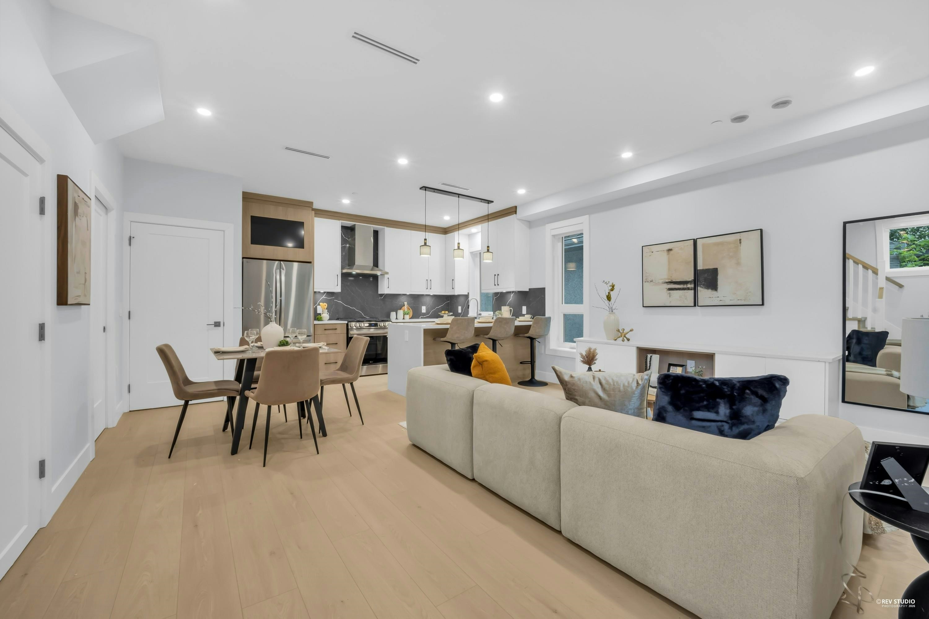 2619 Mcgill Street, Vancouver, BC, V5K 1H2 - 4