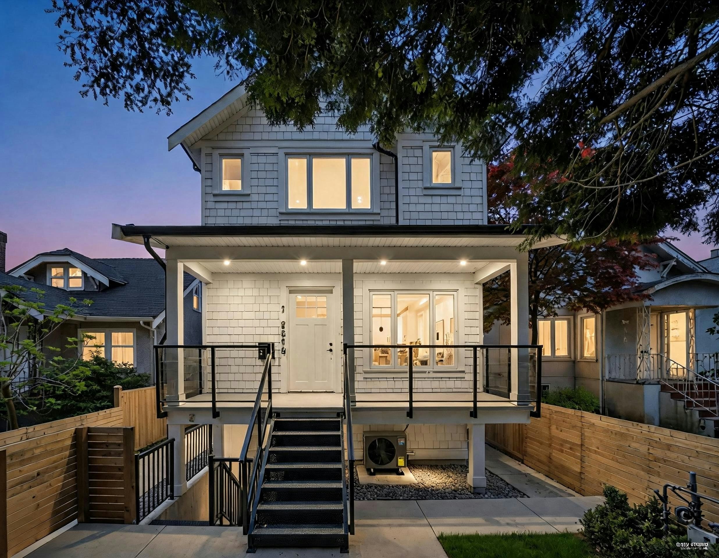 2619 Mcgill Street, Vancouver, BC, V5K 1H2 - 23