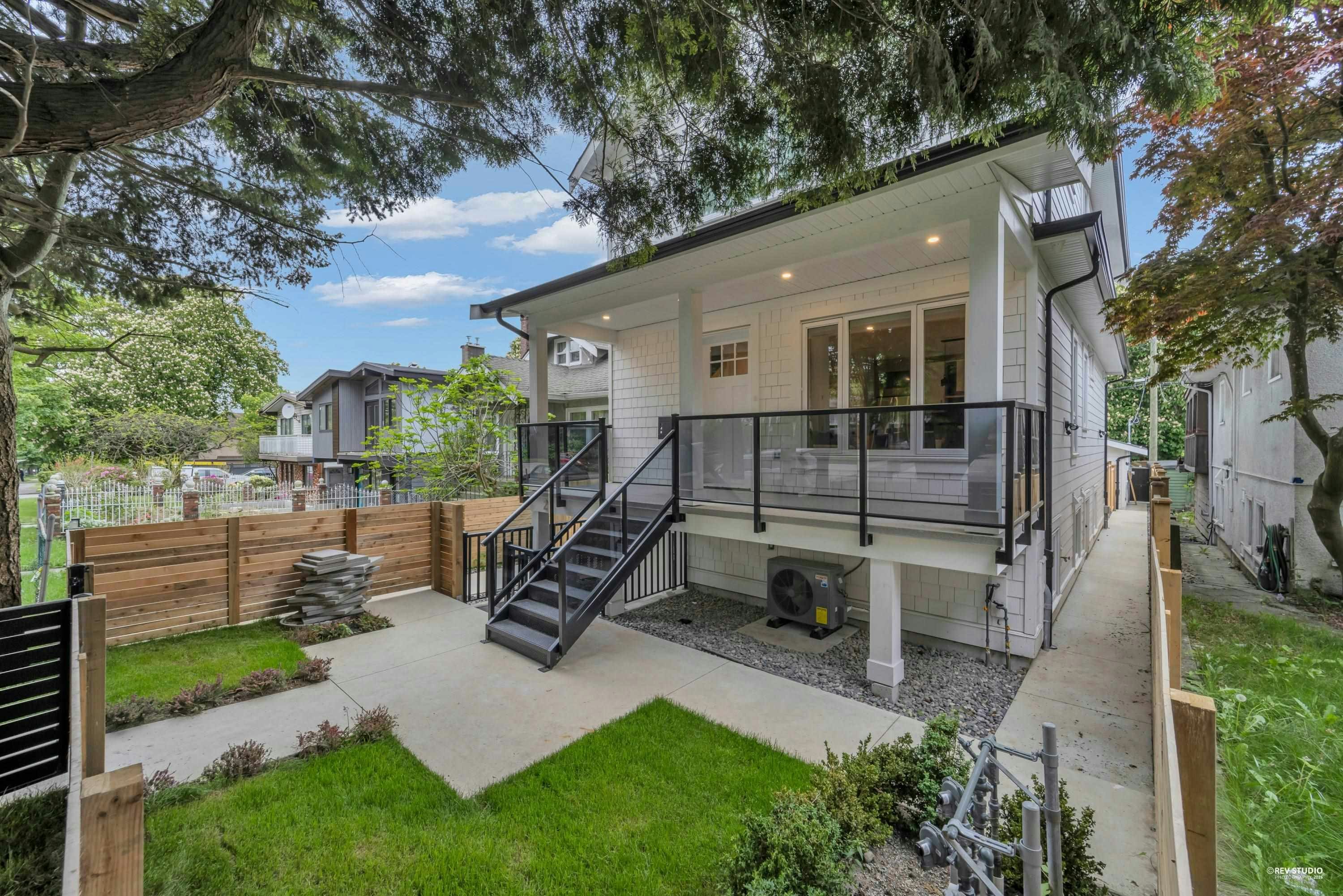 2619 Mcgill Street, Vancouver, BC, V5K 1H2 - 26