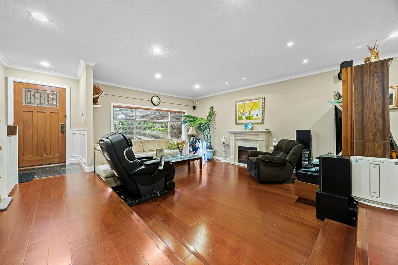 3152 Lancaster Place, Port Coquitlam, BC, V3C 3J7 - 2