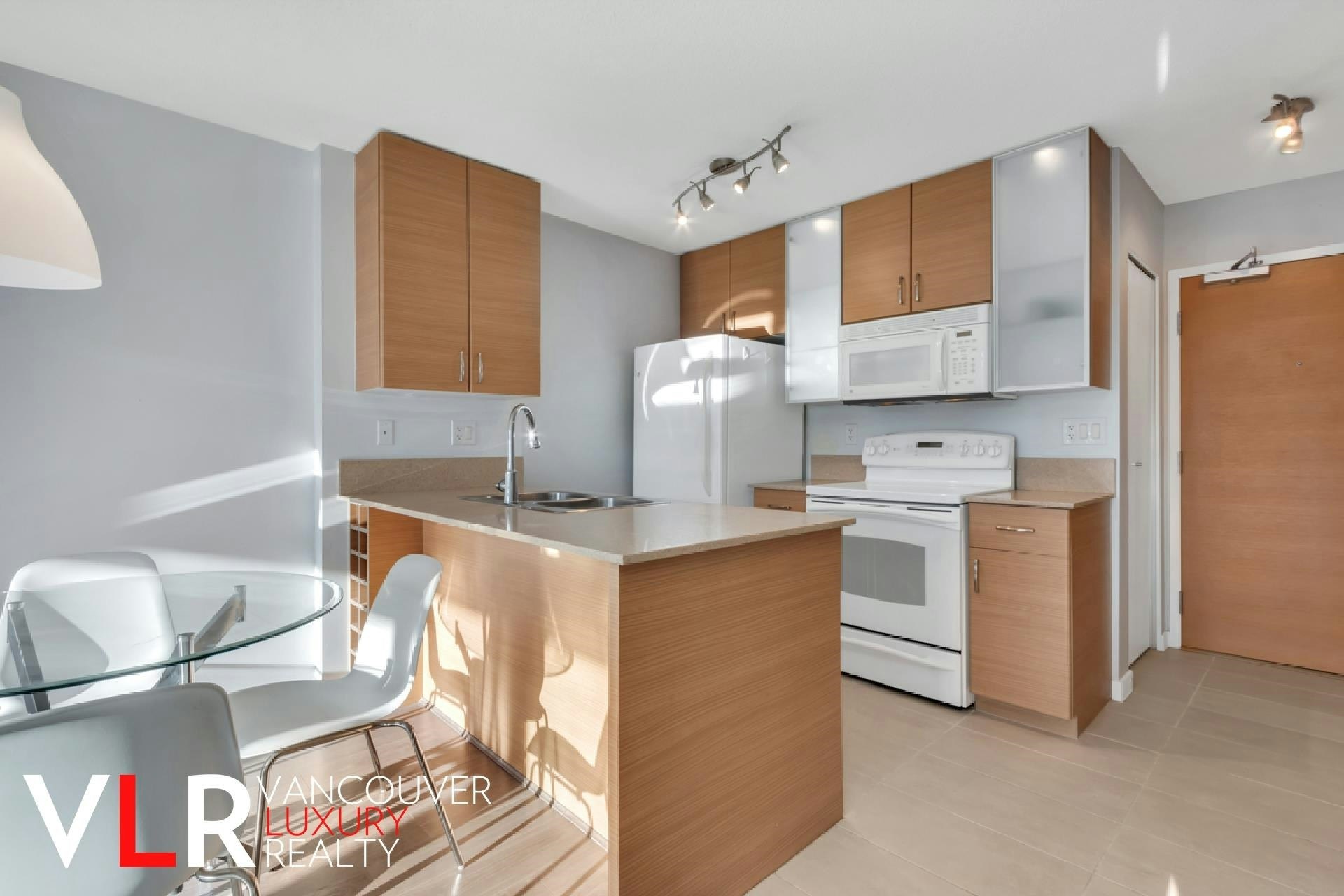 509-977 Mainland Street, Vancouver, BC, V6B 1T2 - 3