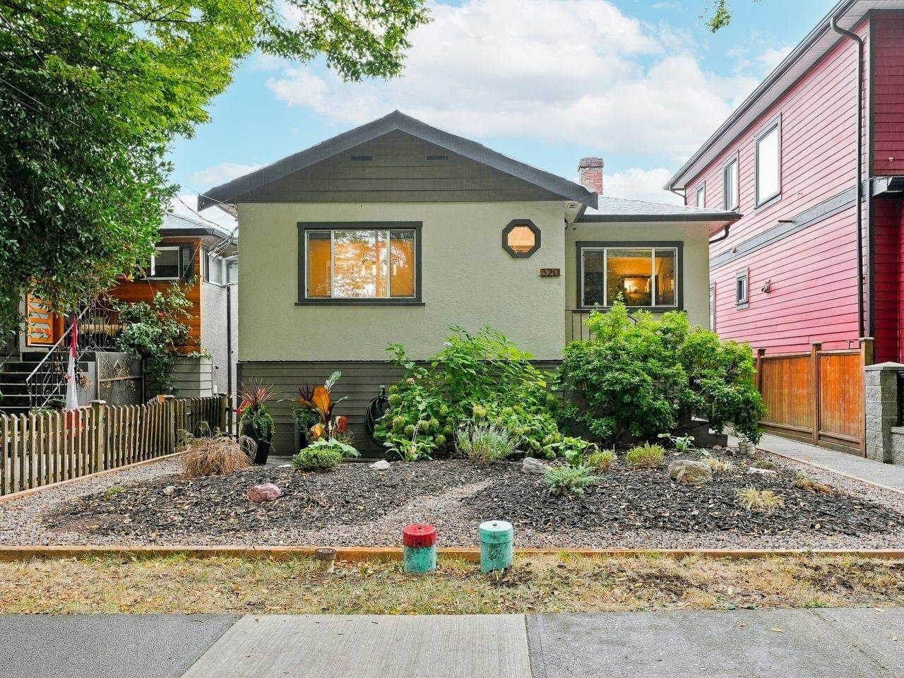 320 E 32nd Avenue, Vancouver, BC, V5V 2Y4
