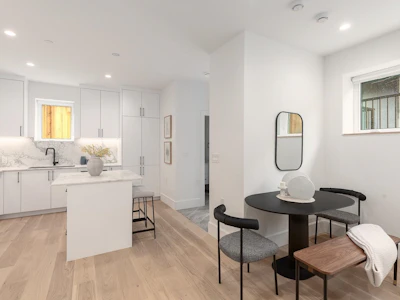 851 E 19th Avenue - 4