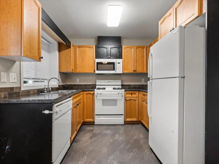 5711 Winchester Place, Chilliwack, BC, V2R 3X8 - 13