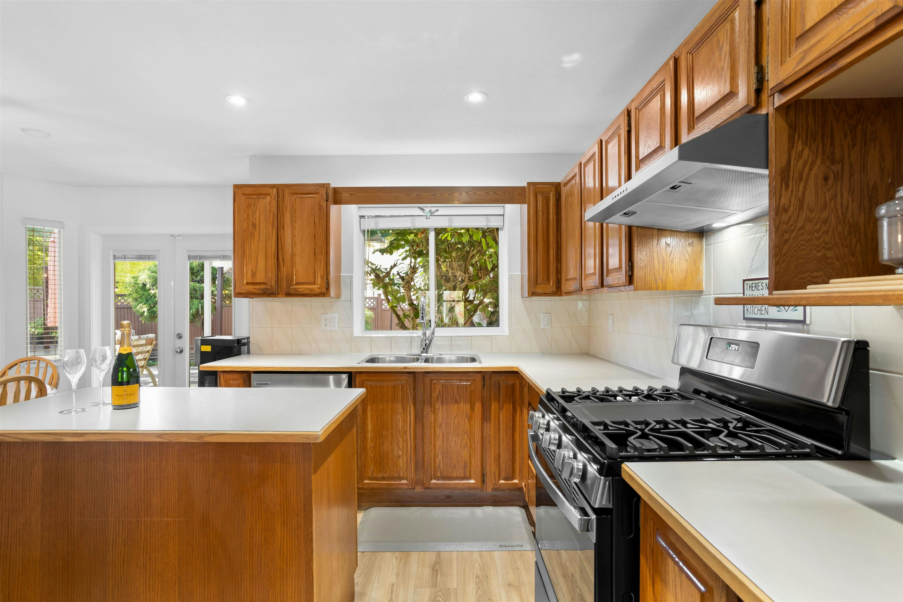 12201 67a Avenue, Surrey, BC, V3W 0L9 - 8
