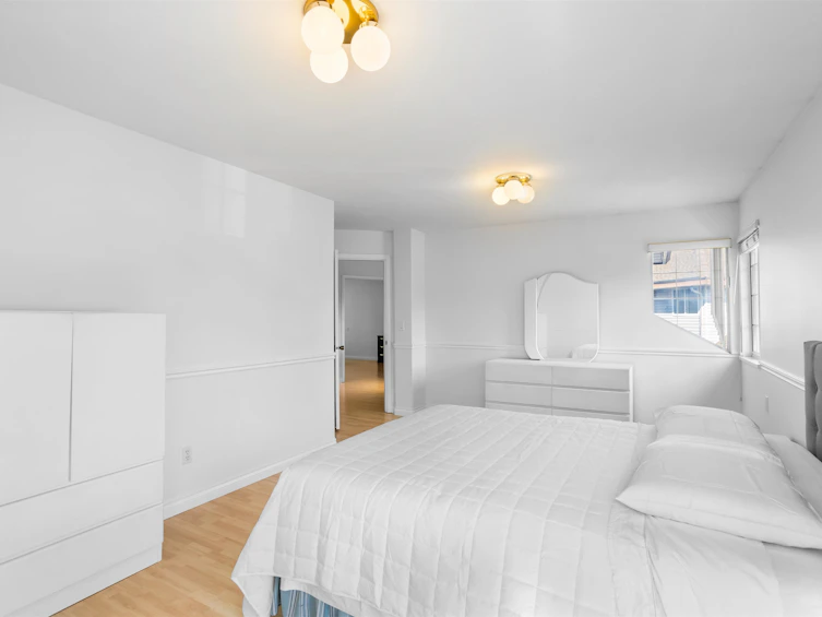 12201 67a Avenue, Surrey, BC, V3W 0L9 - 23