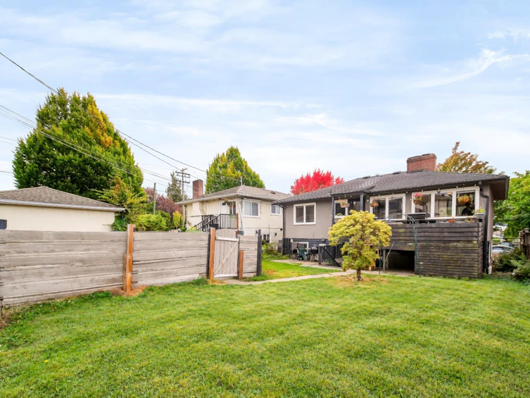 1685 E 55th Avenue, Vancouver, BC, V5P 1Z4 - 30