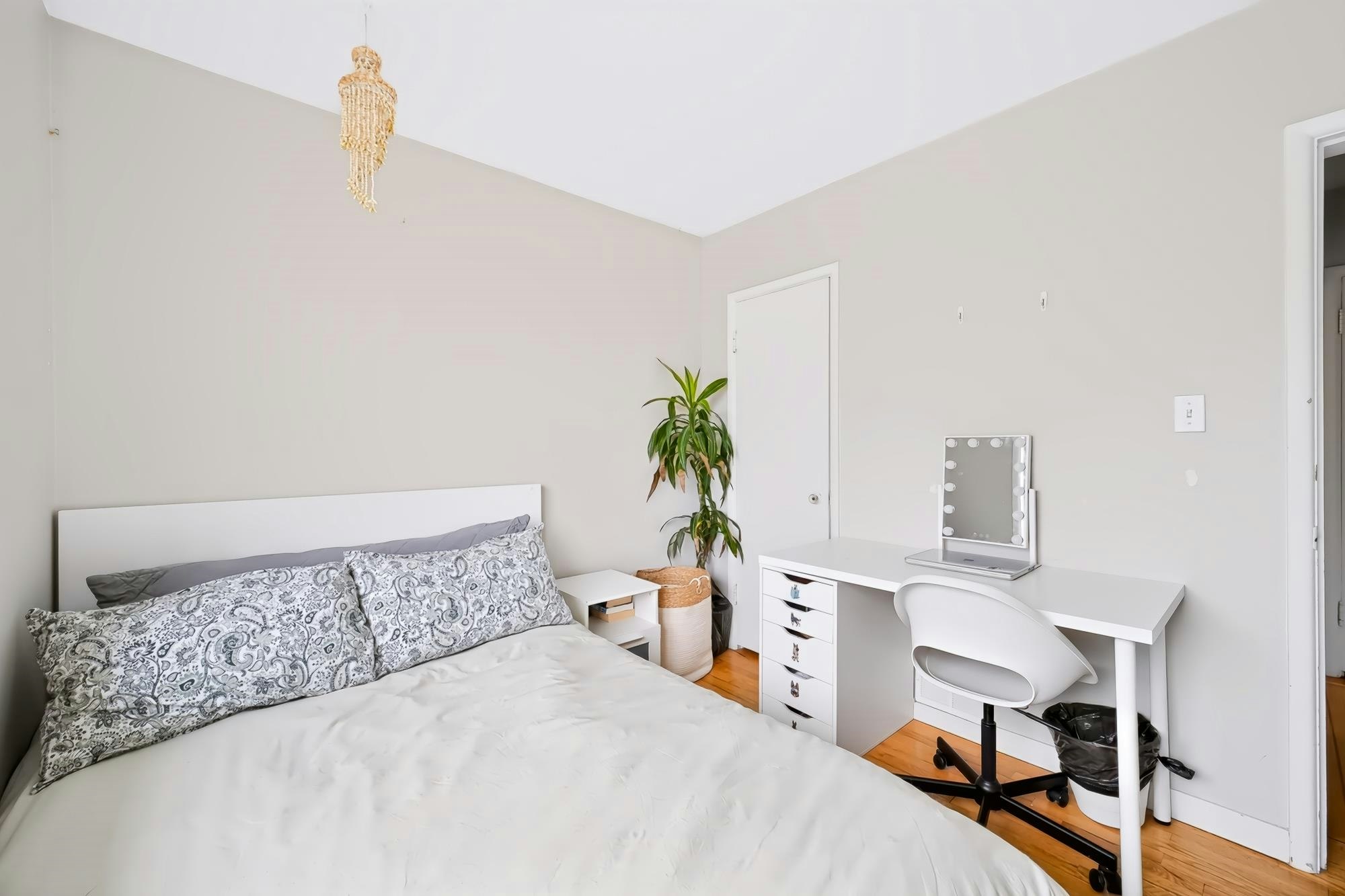 1685 E 55th Avenue, Vancouver, BC, V5P 1Z4 - 13