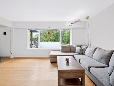 1685 E 55th Avenue - 4