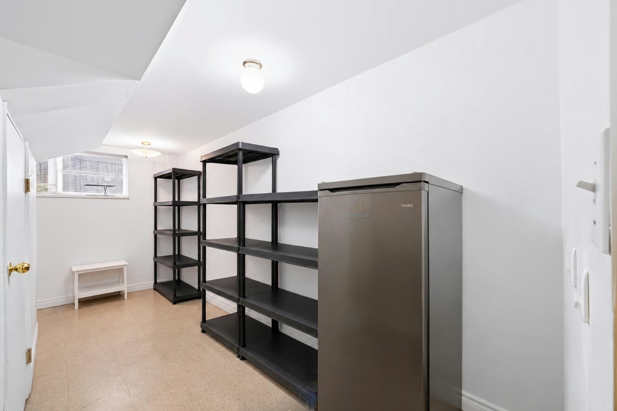 1685 E 55th Avenue, Vancouver, BC, V5P 1Z4 - 18