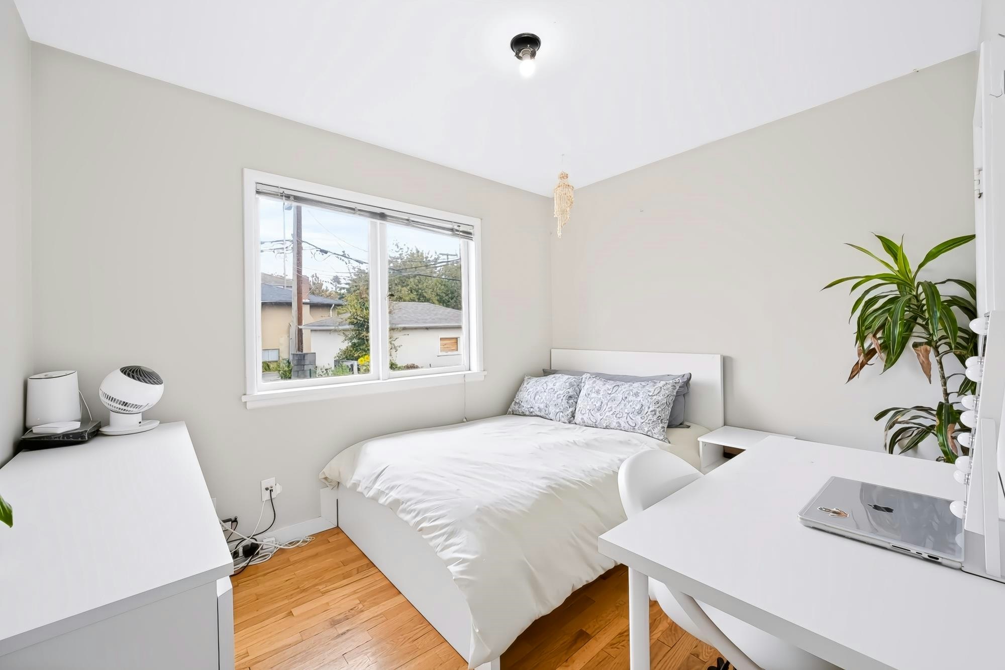 1685 E 55th Avenue, Vancouver, BC, V5P 1Z4 - 12