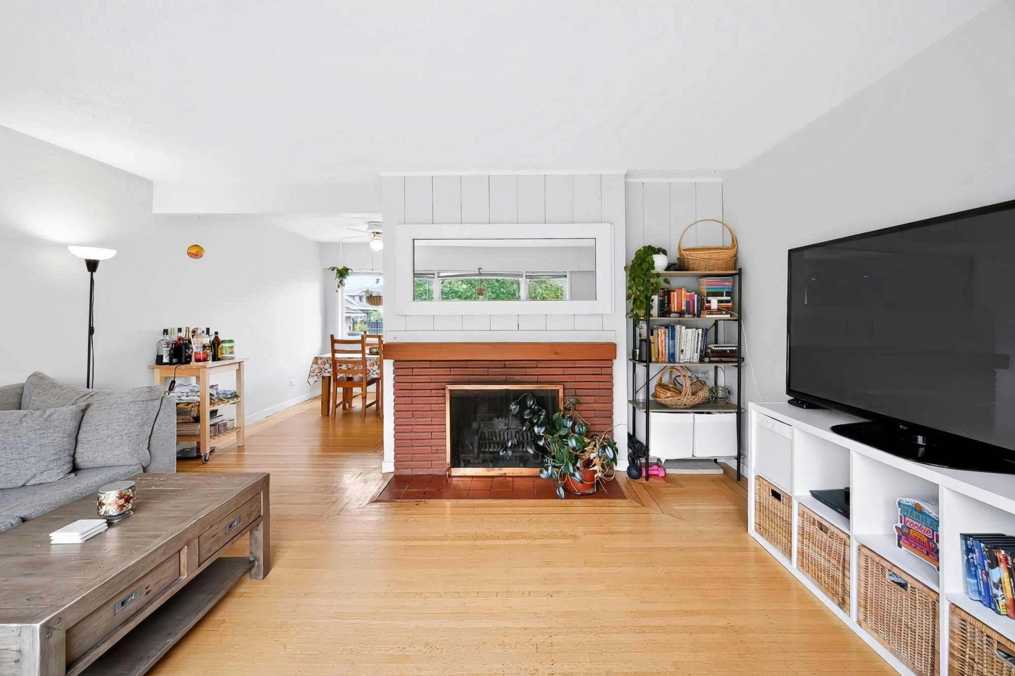 1685 E 55th Avenue - 2