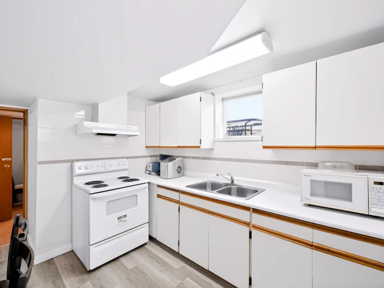 1685 E 55th Avenue, Vancouver, BC, V5P 1Z4 - 24