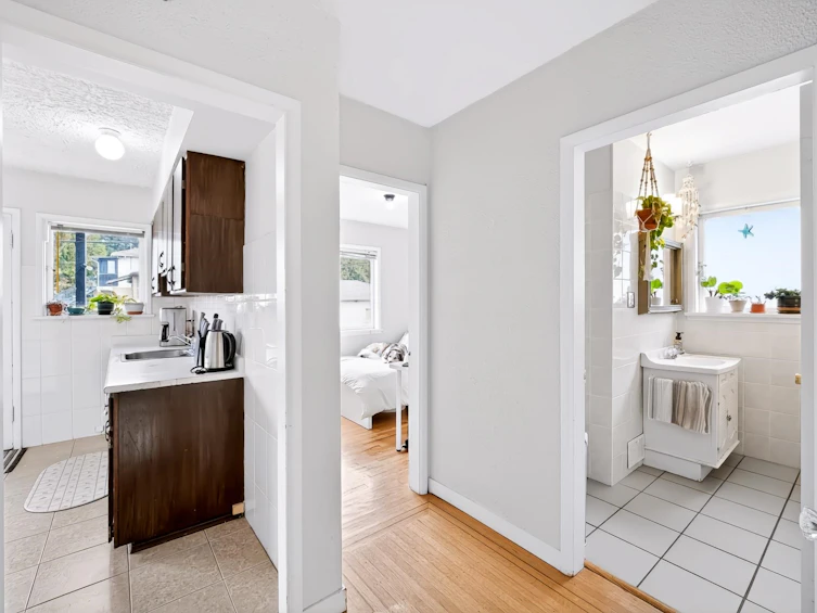 1685 E 55th Avenue, Vancouver, BC, V5P 1Z4 - 6