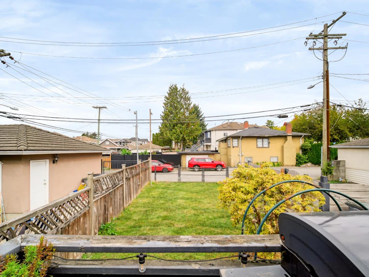 1685 E 55th Avenue, Vancouver, BC, V5P 1Z4 - 26