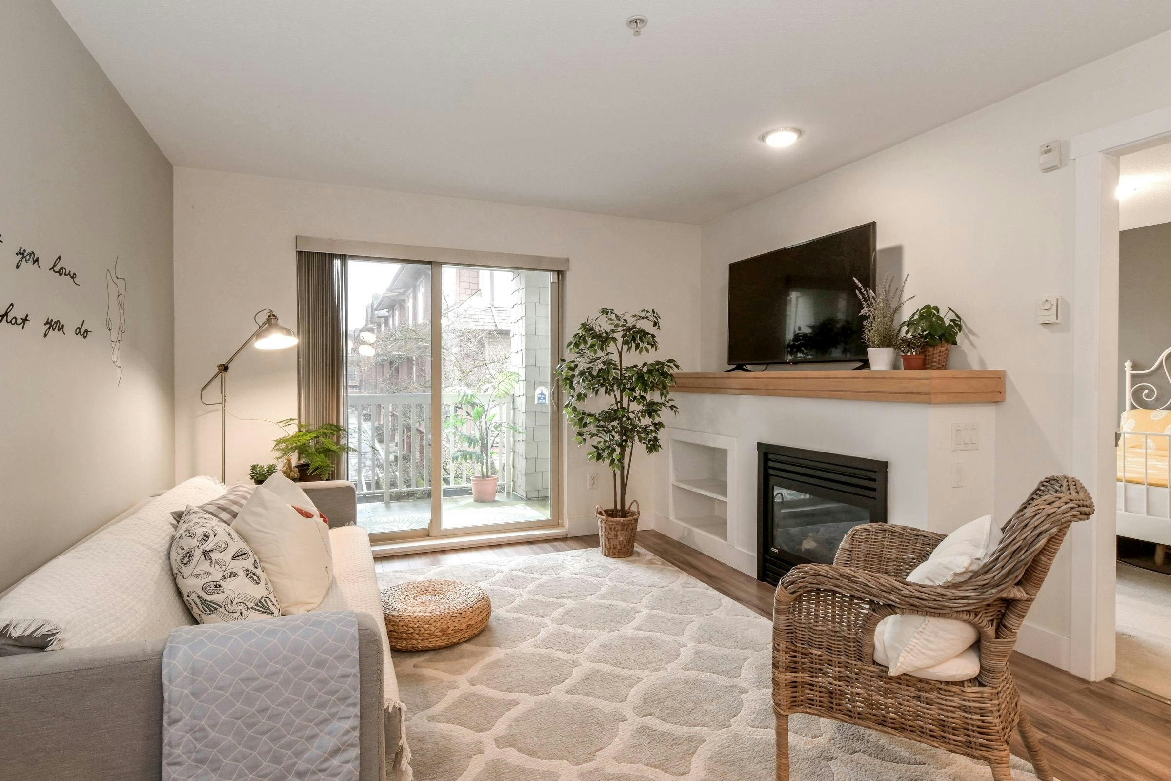 205-6500 194 Street - 4