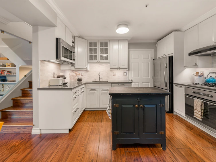 709 Prior Street, Vancouver, BC, V6A 2G8 - 8