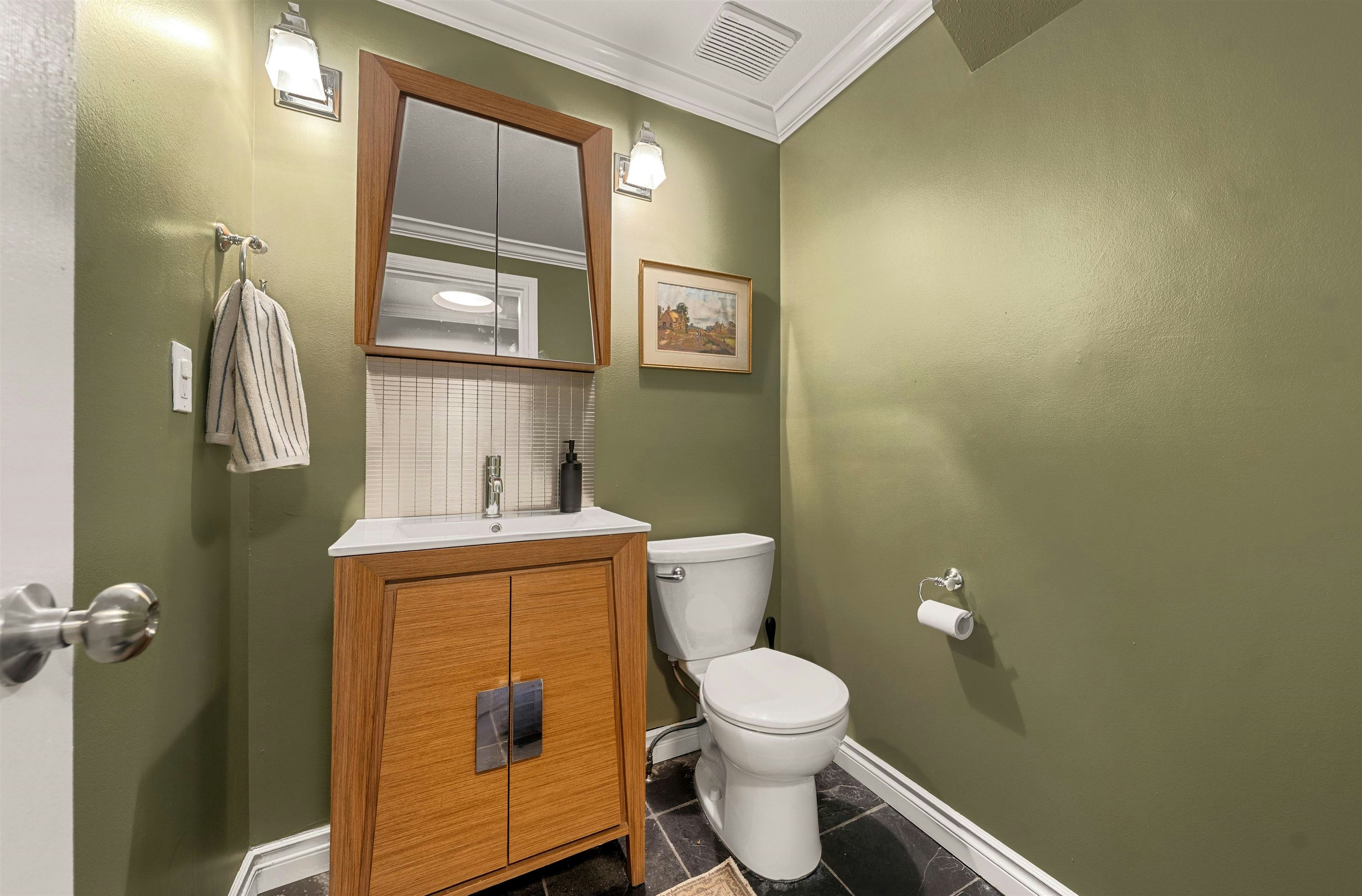 709 Prior Street, Vancouver, BC, V6A 2G8 - 15