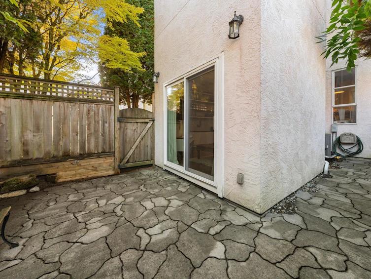 709 Prior Street, Vancouver, BC, V6A 2G8 - 18