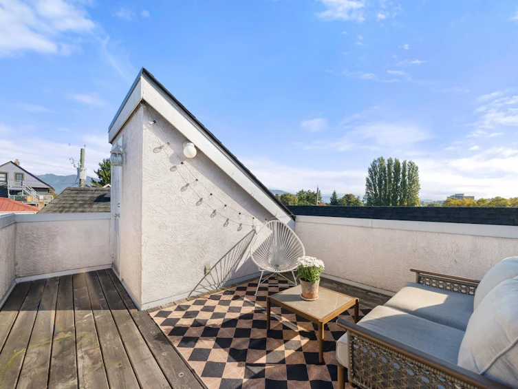 709 Prior Street, Vancouver, BC, V6A 2G8 - 28