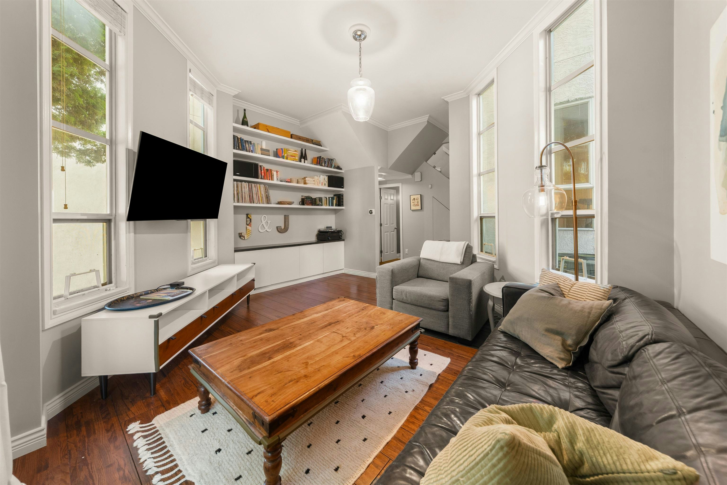 709 Prior Street, Vancouver, BC, V6A 2G8 - 3