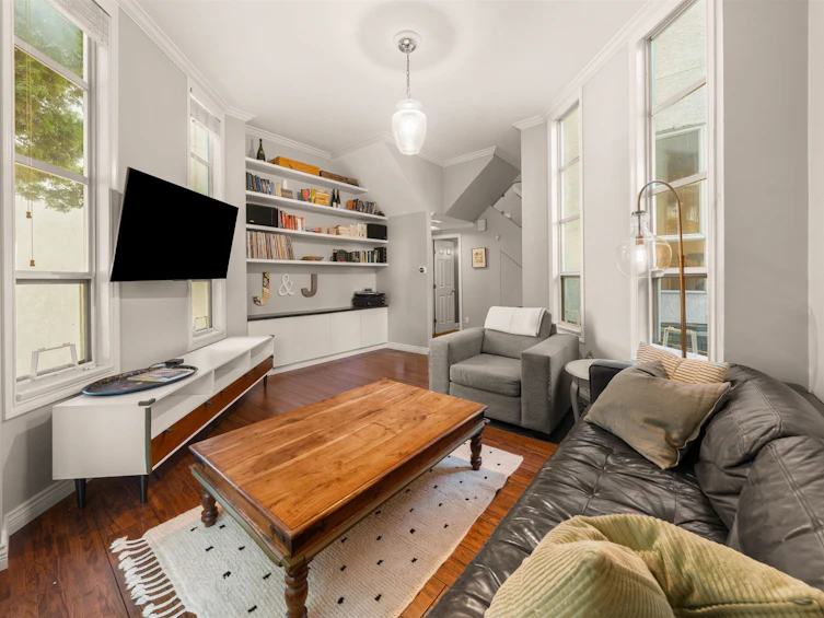 709 Prior Street, Vancouver, BC, V6A 2G8 - 3