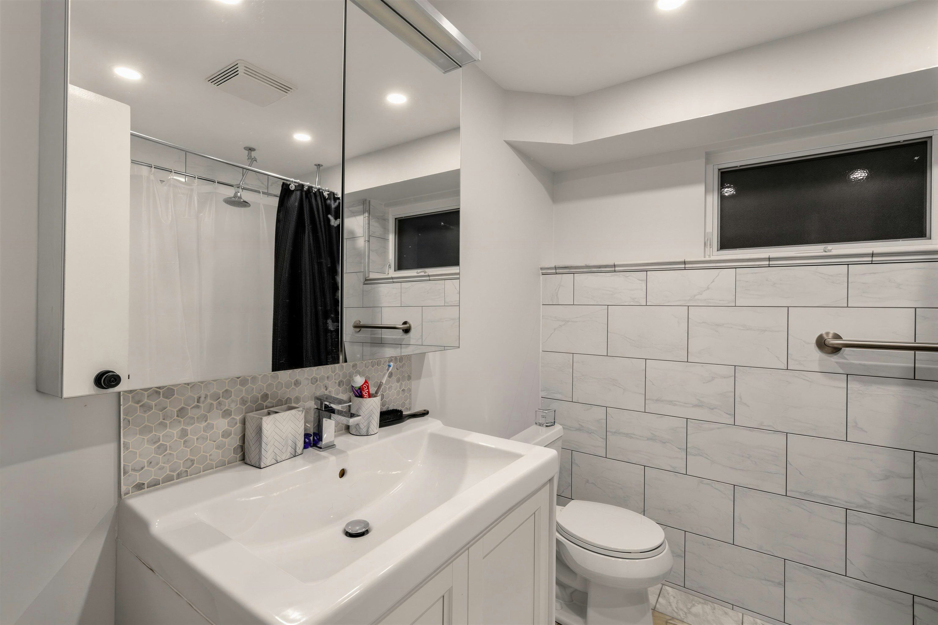 1017 Walalee Drive, Delta, BC, V4M 2L9 - 30