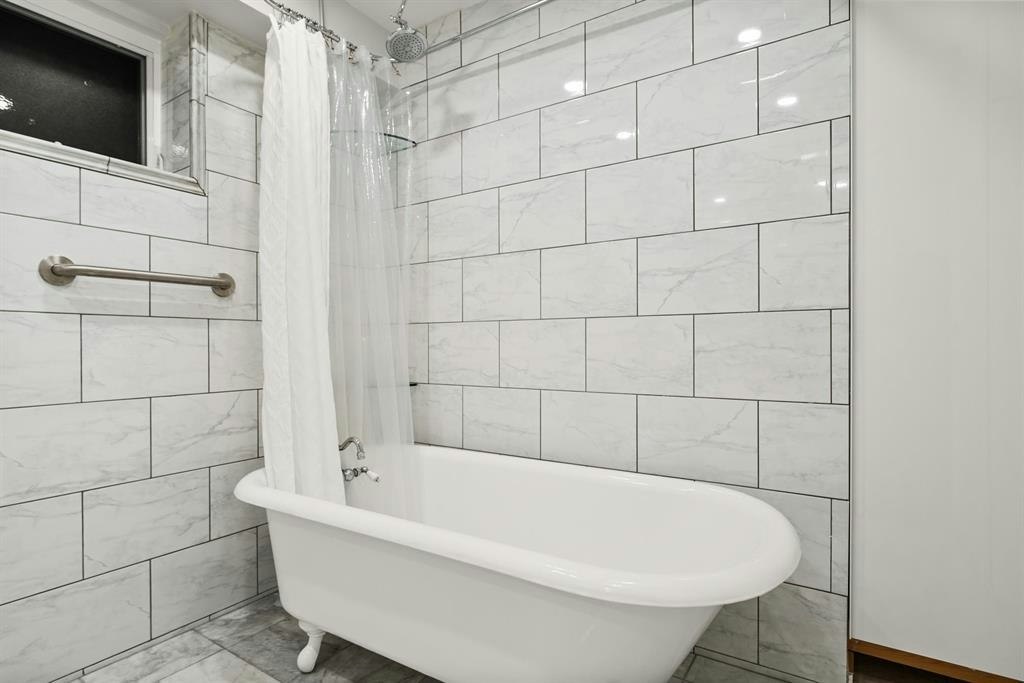 1017 Walalee Drive, Delta, BC, V4M 2L9 - 31