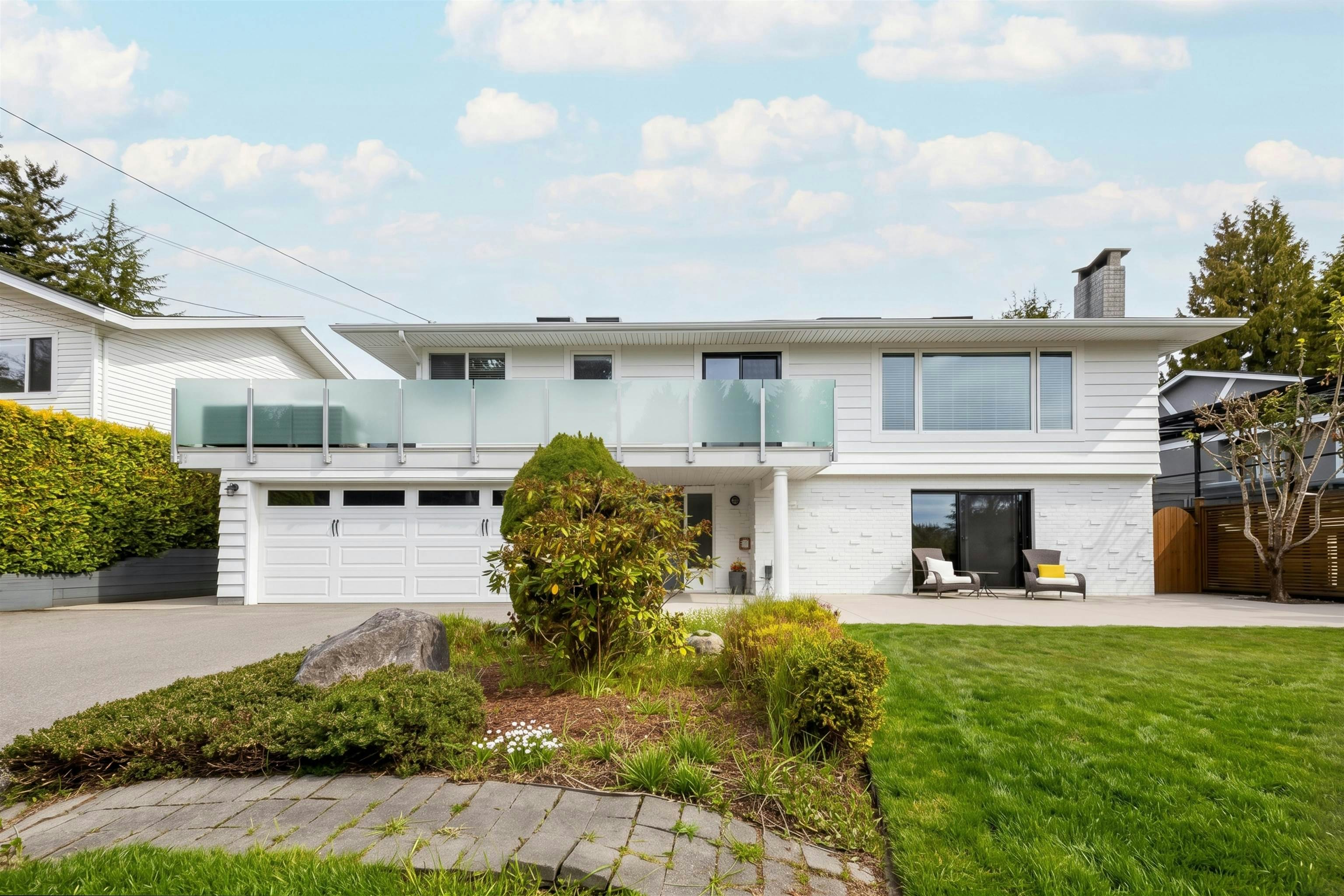 1017 Walalee Drive, Delta, BC, V4M 2L9 - 3