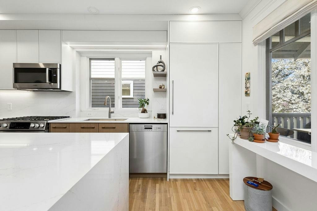 1956 W 14 Avenue, Vancouver, BC, V6J 2K2 - 6