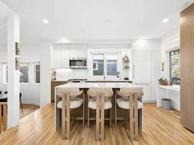 1956 W 14 Avenue - 4