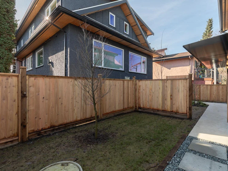849 E 19th Avenue, Vancouver, BC, V5V 1K6 - 16