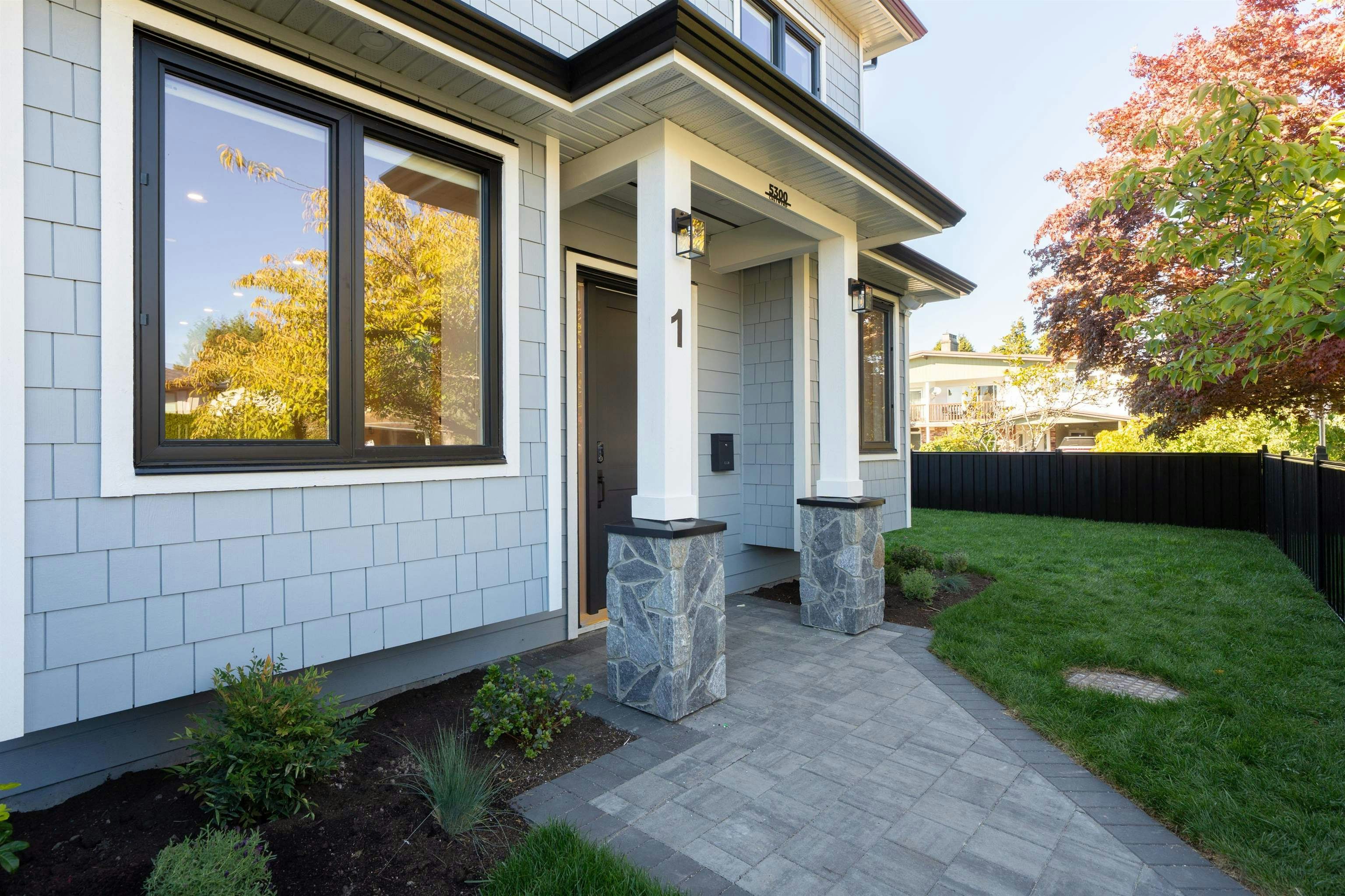 1-5300 Chetwynd Avenue, Richmond, BC, V7C 4L2