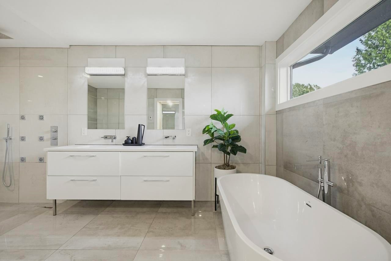 919 E 4th Street, North Vancouver, BC, V7L 1K3 - 27