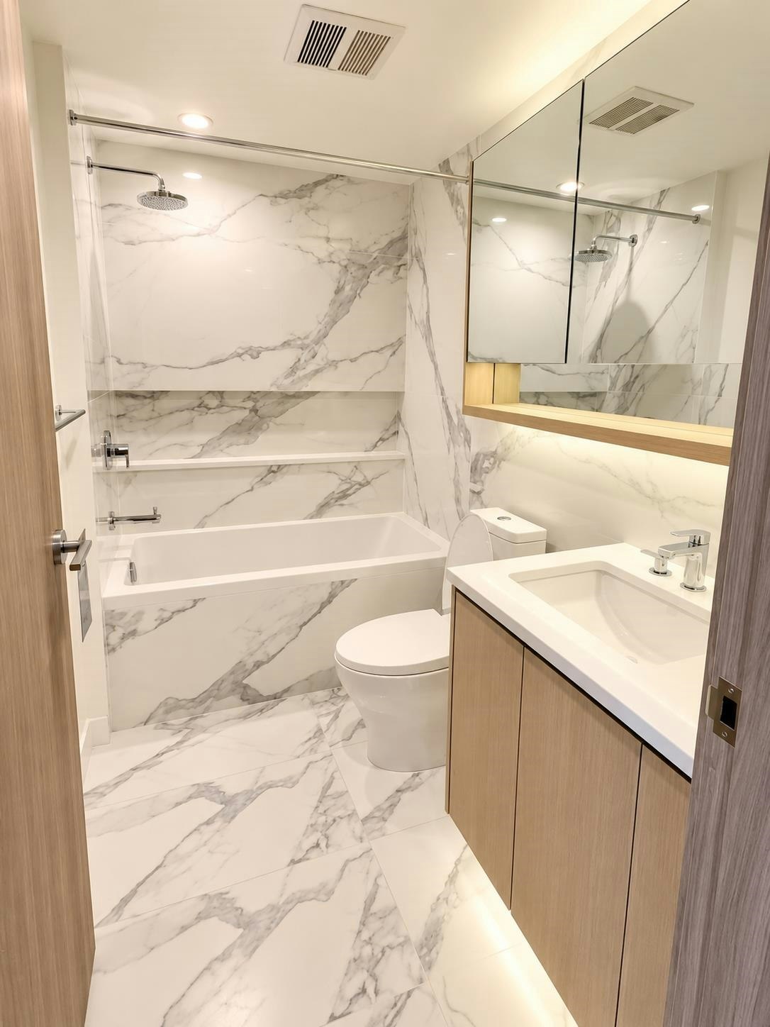 10xx-13778 100 Avenue, Surrey, BC, V3T 0V3 - 3