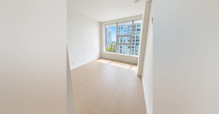10xx-13778 100 Avenue, Surrey, BC, V3T 0V3 - 4