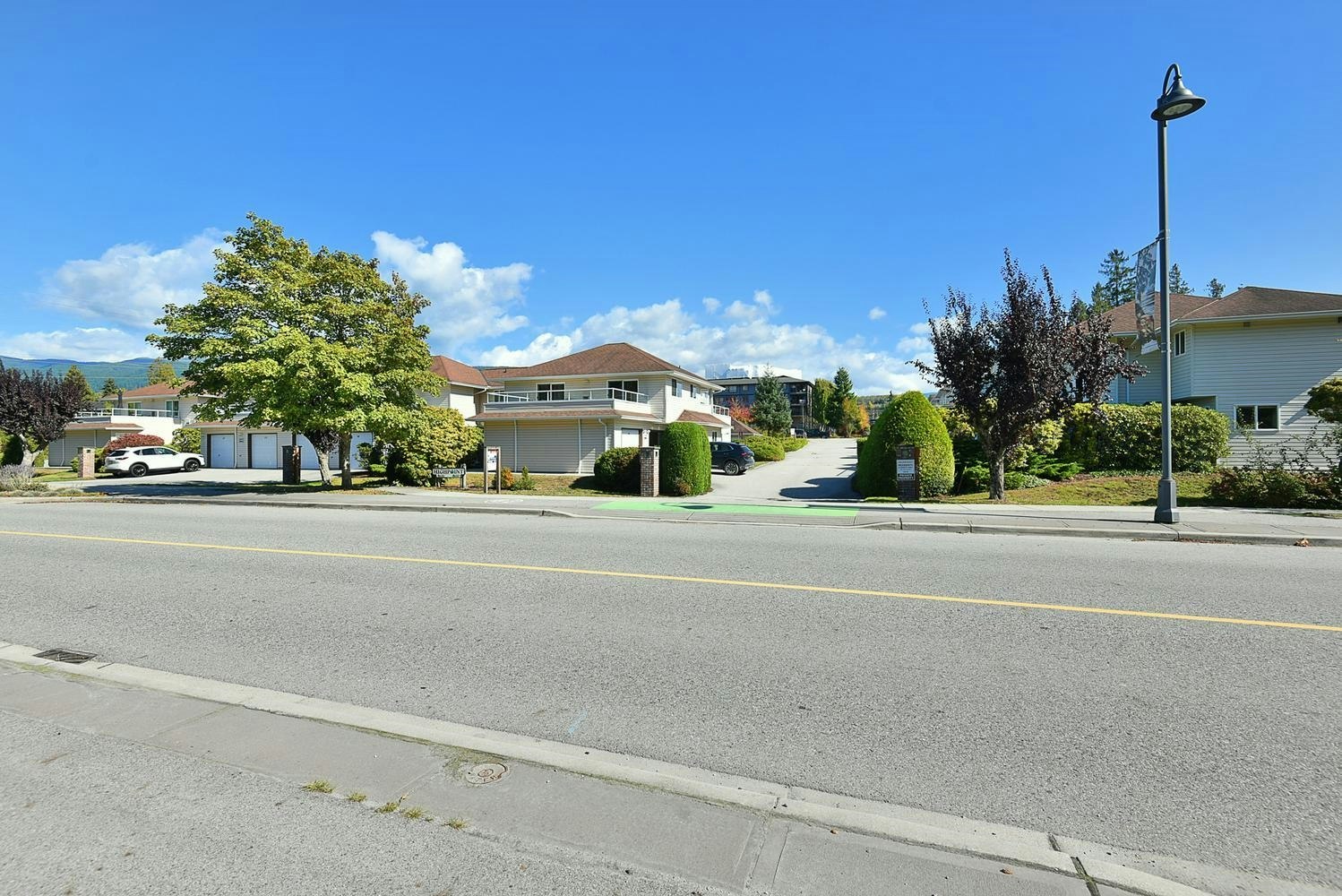 24-5610 Trail Avenue, Sechelt, BC, V7Z 0H8 - 25