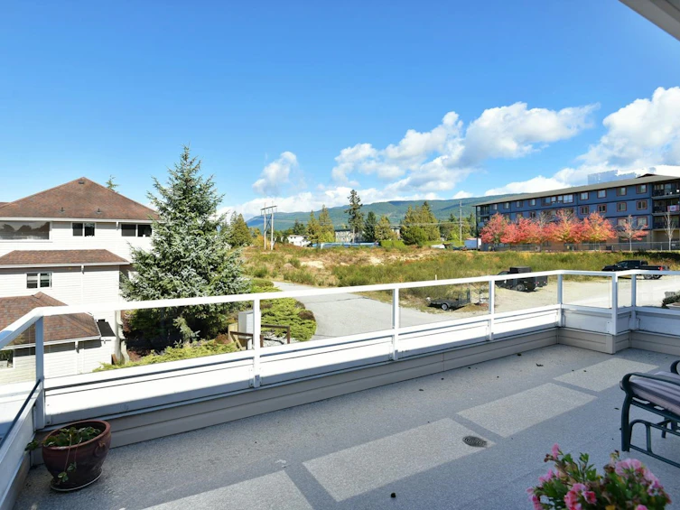24-5610 Trail Avenue, Sechelt, BC, V7Z 0H8 - 6