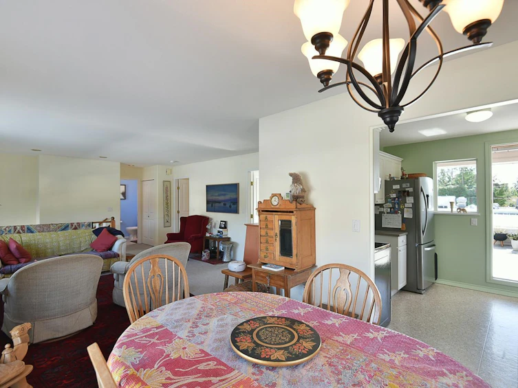 24-5610 Trail Avenue, Sechelt, BC, V7Z 0H8 - 13