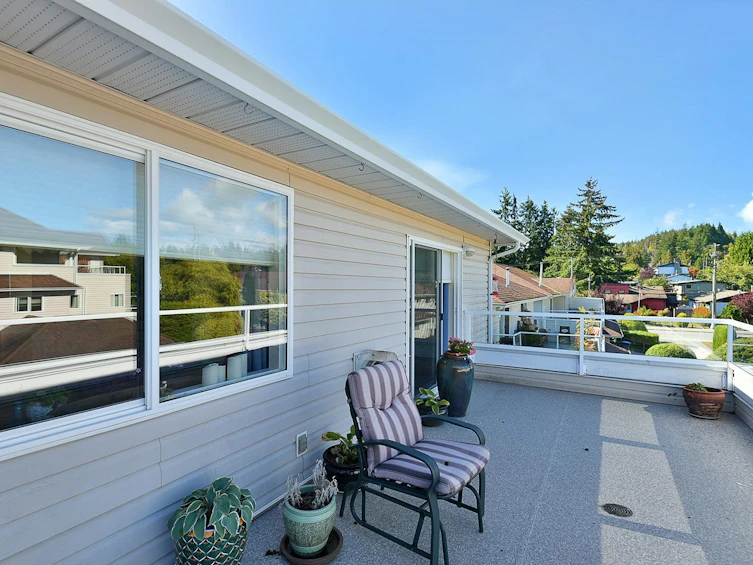24-5610 Trail Avenue, Sechelt, BC, V7Z 0H8 - 4