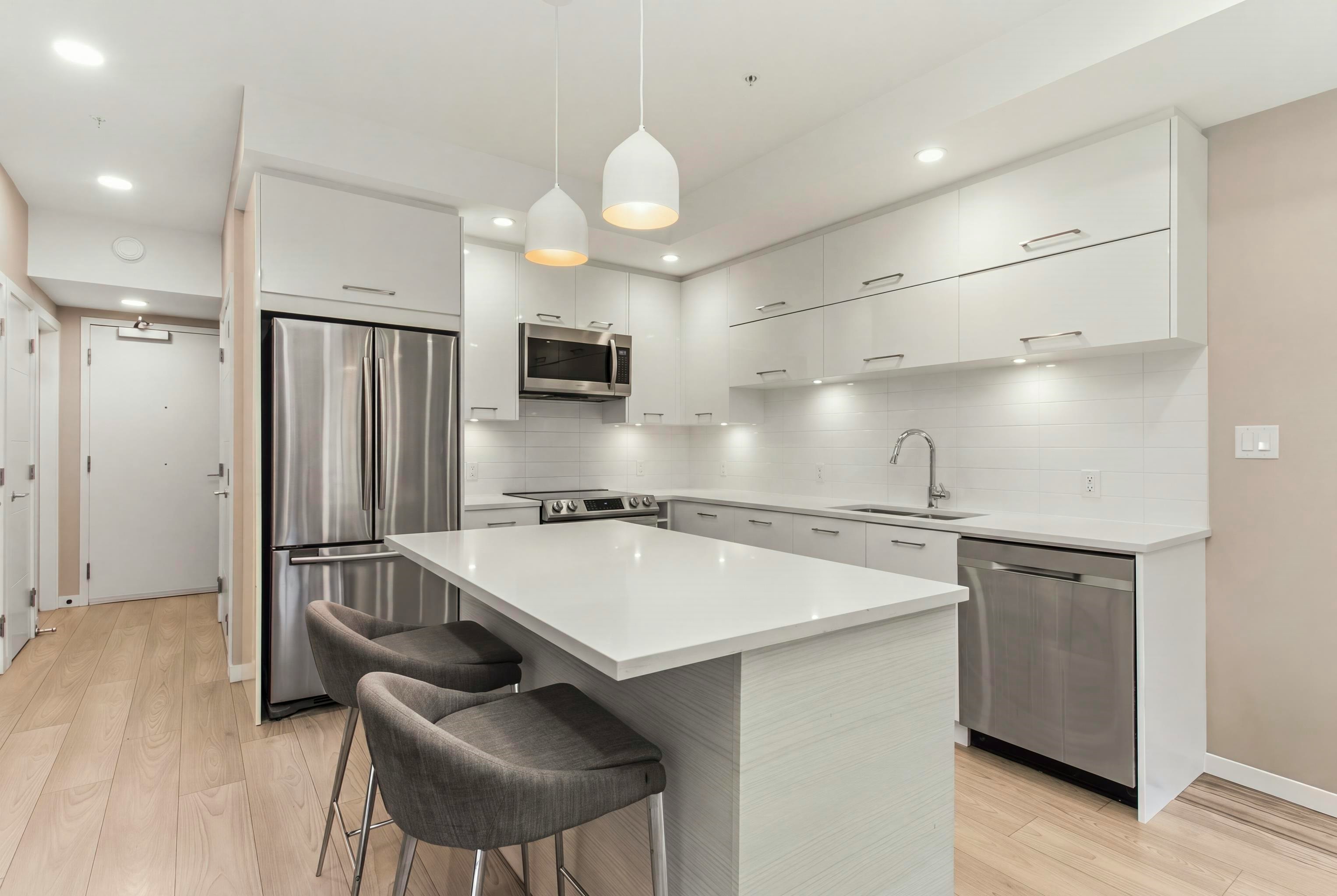 309-38033 Second Avenue - 4
